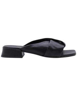 E mia Heeled Mules - Negro
