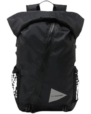 and wander Backpacks - Noir