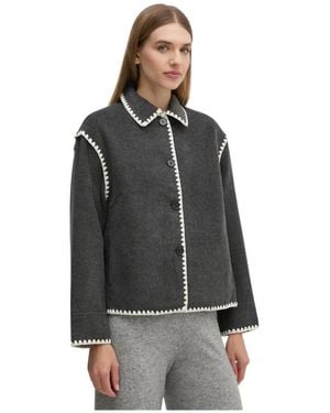 Ouí Light Jackets - Negro