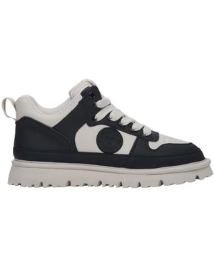 ESTRO Trainers - Black