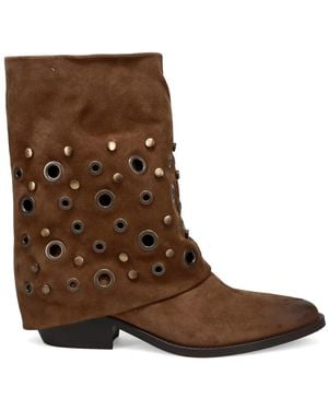 Julie Dee Cowboy Boots - Brown