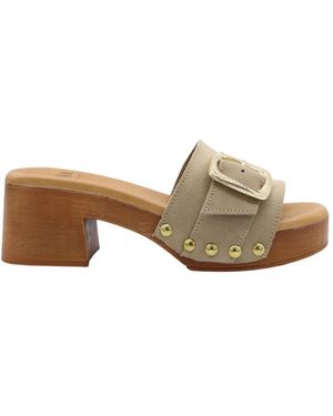 E mia Heeled Mules - Marrón