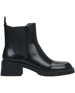ESTRO Chelsea Boots - Black
