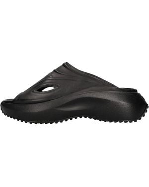 Vic Matié Sliders - Black