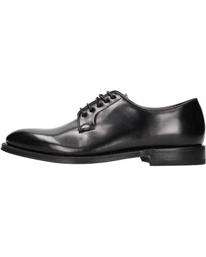 Green George Flache Schuhe Schwarz