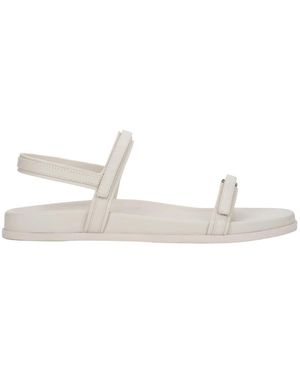 ESTRO Flat Sandals - White