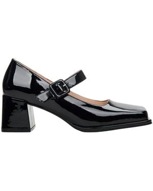 ESTRO Court Shoes - Black