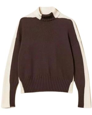 Twinset Turtlenecks - Bruin
