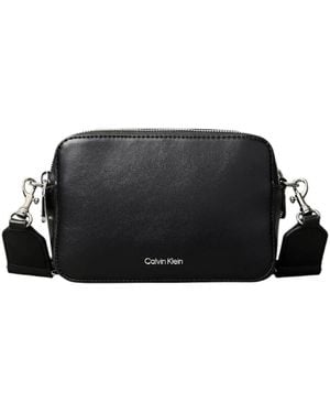 Calvin Klein Minimalistische Doppelgurt Kameratasche - Schwarz