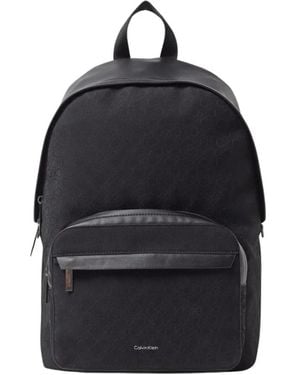 Calvin Klein Stylischer Monogramm Rucksack Mit Außentasche - Schwarz