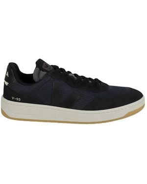 Veja Trainers - Black