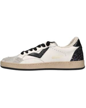 4b12 Trainers - White