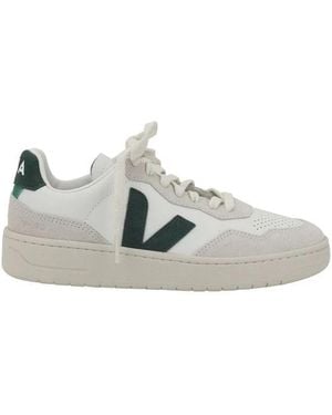 Veja Trainers - White