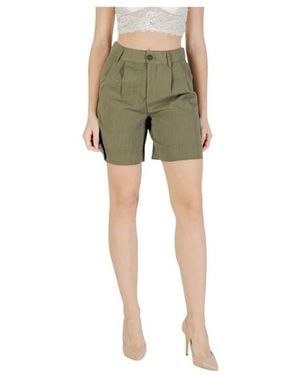 ONLY Grüne Viskose Bermuda Shorts