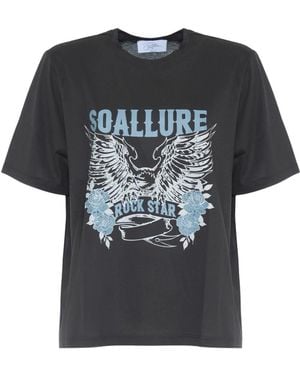 Soallure T-Shirts - Black