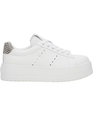ESTRO Trainers - White