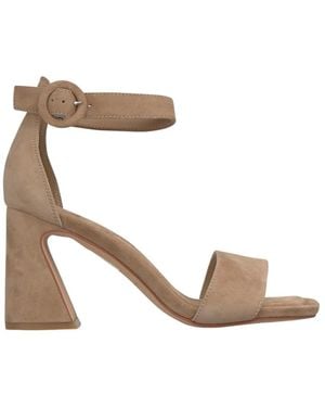 Alma En Pena. High Heel Sandals - Metallic
