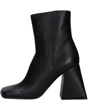 Vic Matié Heeled Boots - Black
