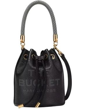 Marc Jacobs Schwarze tasche mit gehämmerter textur und slogans
