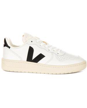 Veja Trainers - White
