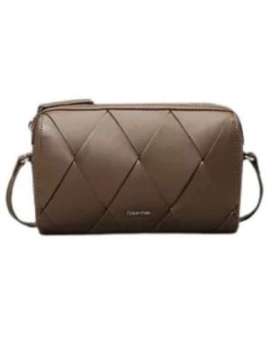Calvin Klein Geweven Camera Bag Schoudertas Met Reliëfdetails - Bruin