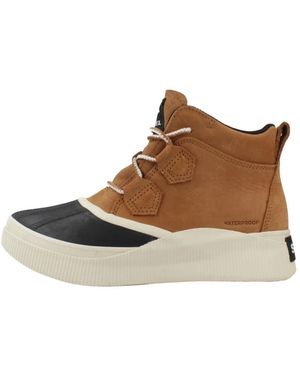 Sorel Lace-Up Boots - Bruin