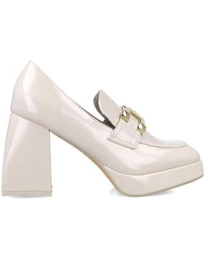 Menbur Court Shoes - White