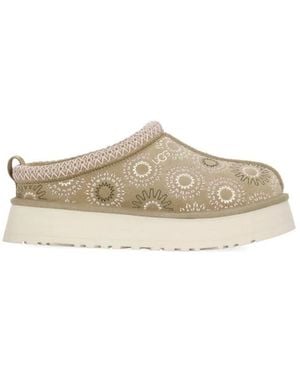 UGG Slippers - Natural