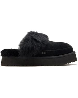 UGG Slippers - Black