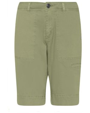 Cro Korte Broeken ,Groen ,Katoen Groene Shorts Met Zakken En Zachte Stof