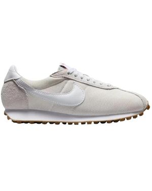 Nike Sneakers - Grijs