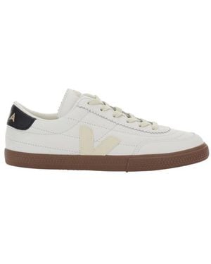 Veja Trainers - White