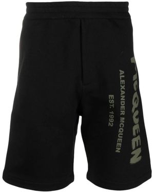 McQueen Korte Broeken ,Zwart ,Katoen Graffiti Print Shorts