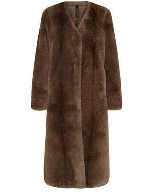 Notyz Faux Fur & Shearling Jackets - Marrón