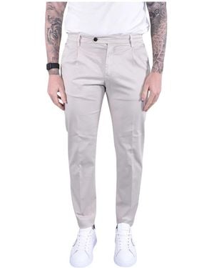 Eleventy Slim-Fit Trousers - Grey