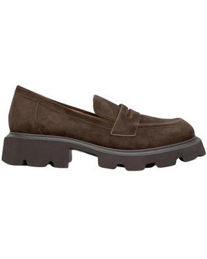 Alma En Pena. Loafers - Brown