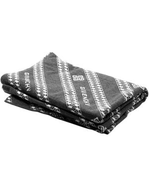Givenchy Winter Scarves - Gris