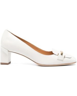 Tod's Schoenen ,Wit Square Toe Low Block Heel