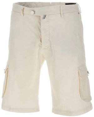 Kiton Casual Shorts - Natural