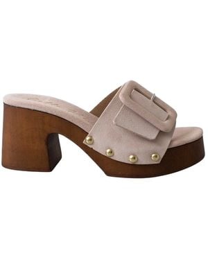 BELLE VIE Heeled Mules - Marrón