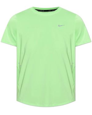Nike Fitness ,Groen ,Leer Swift Dri-Fit Hardloopshirt Met Korte Mouwen