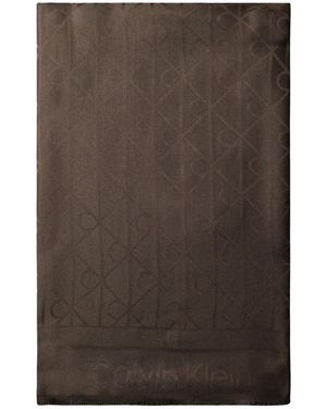 Calvin Klein Emblem Aop Glossy Tonal Sjaal - Bruin