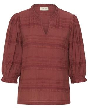 Cream Blouses - Rojo