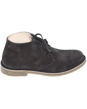 Astorflex Lace-Up Boots - Grey