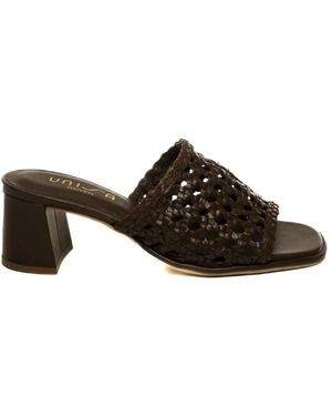 Unisa Mabia Mule - Bruin