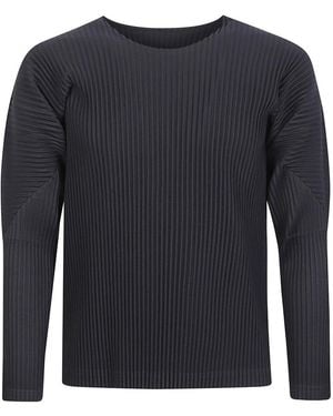 Issey Miyake Geplooide T-Shirt Met Lange Mouwen - Blauw