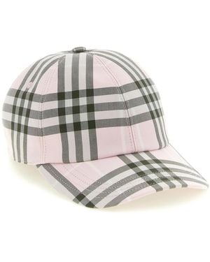 Burberry Caps - Metálico