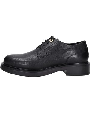 Emanuélle Vee Laced Shoes - Black