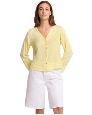 Kocca Truien & Vesten ,Geel ,Leer Lichtgewicht Zomerblouse Met Lange Mouwen