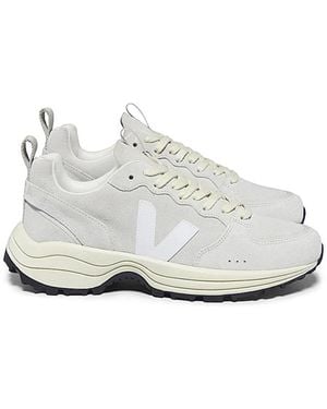 Veja Trainers - White